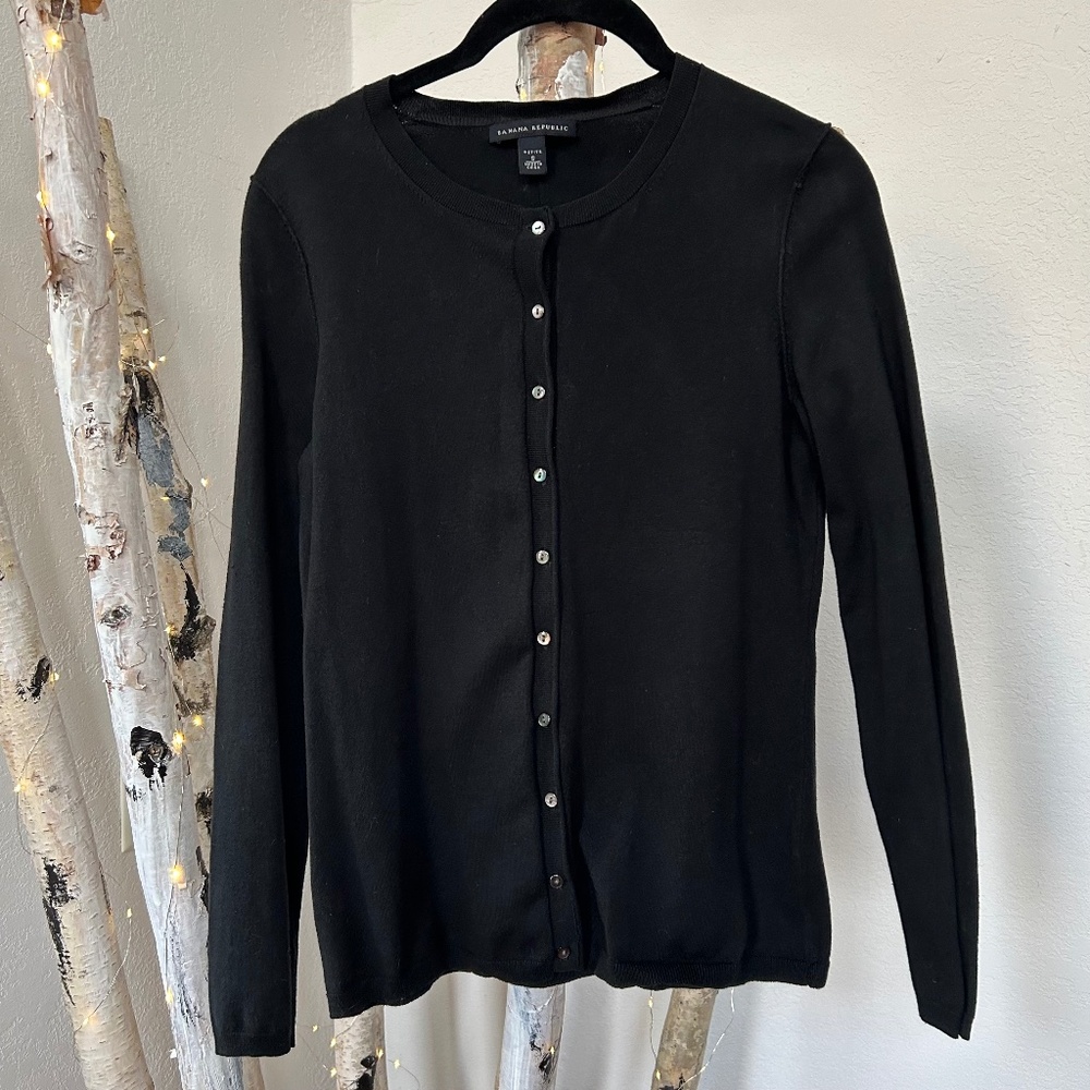 BANANA REPUBLIC BLACK CARDIGAN